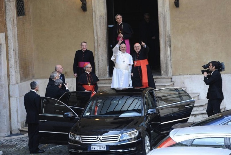 1363261871_papa_francesco_phaeton.jpg