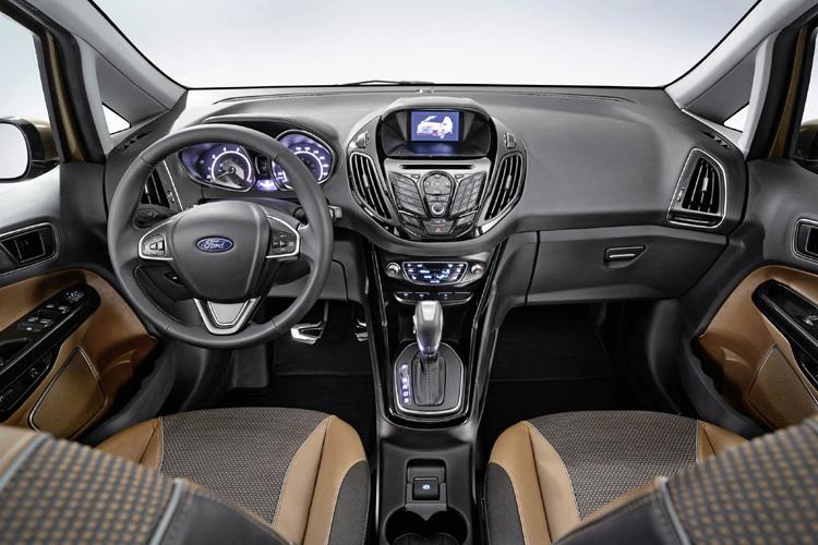 Pubblicita ford b max citta #10